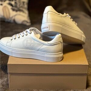HABOOB soft Italian Leather sneaker (NIB)